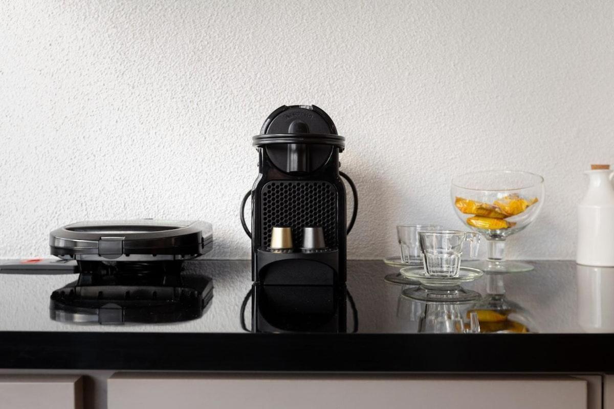 Easy Star - Espacoso Studio Ao Lado Do Aeroporto Congonhas - Hh01h Apartment *